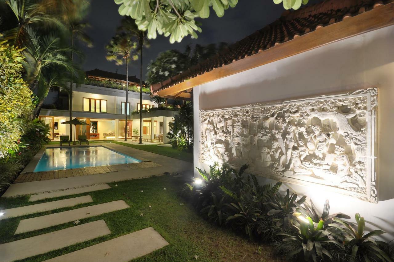 Villa Wania Кута Екстериор снимка